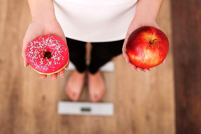 Voici 4 Raisons Pour Lesquelles Vous Avez Du Mal à Suivre Votre Régime Alimentaire. Voici Comment Les Surmonter